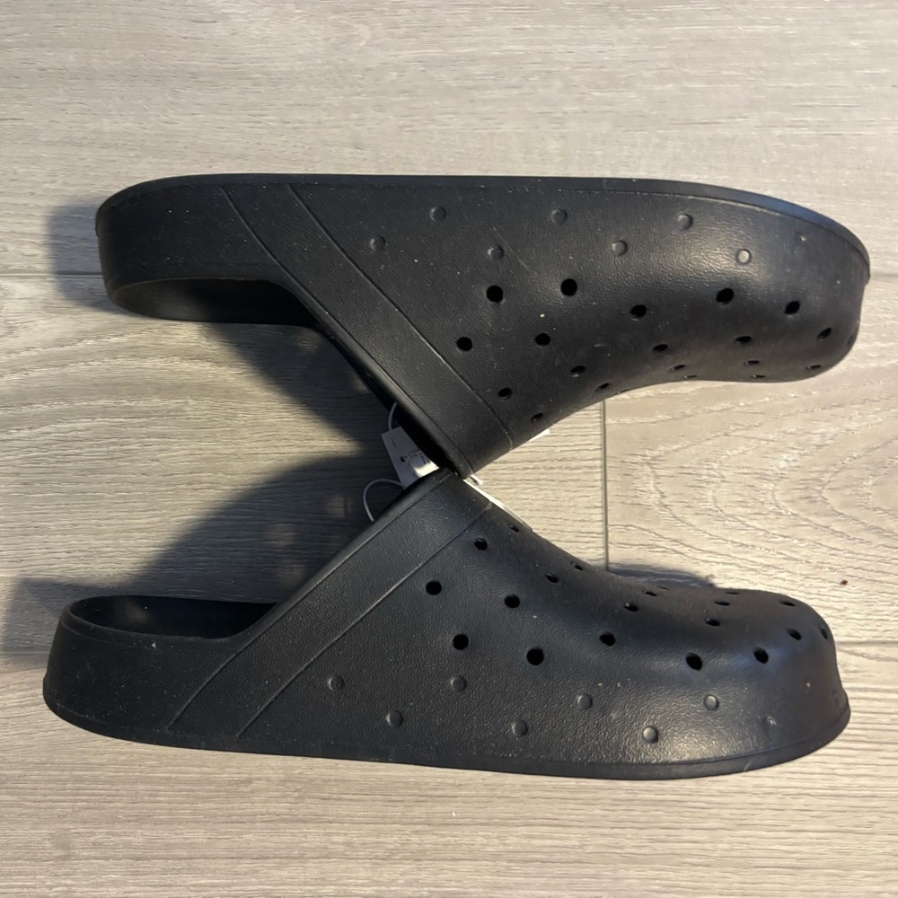 Old Navy Black Perforated Clog Shoes Partially Plant-Based Solid Blackjack 9 - Picture 3 of 5
